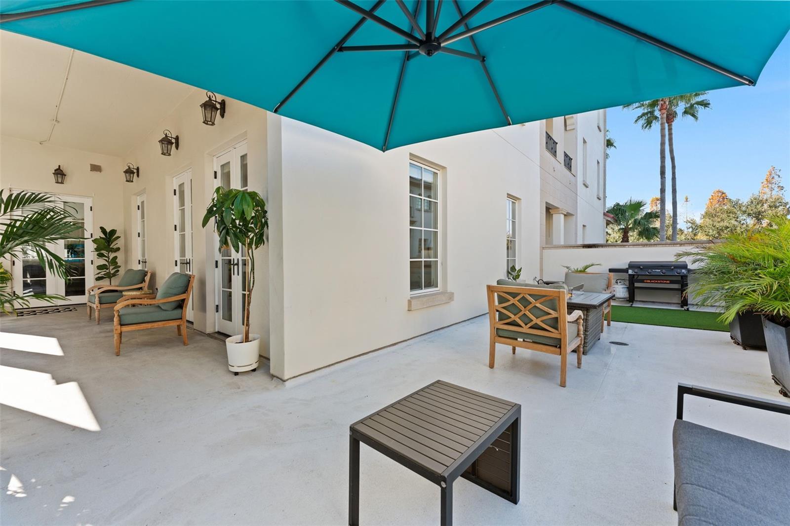 THE VALENCIA IN OLD HYDE PARK - Residential