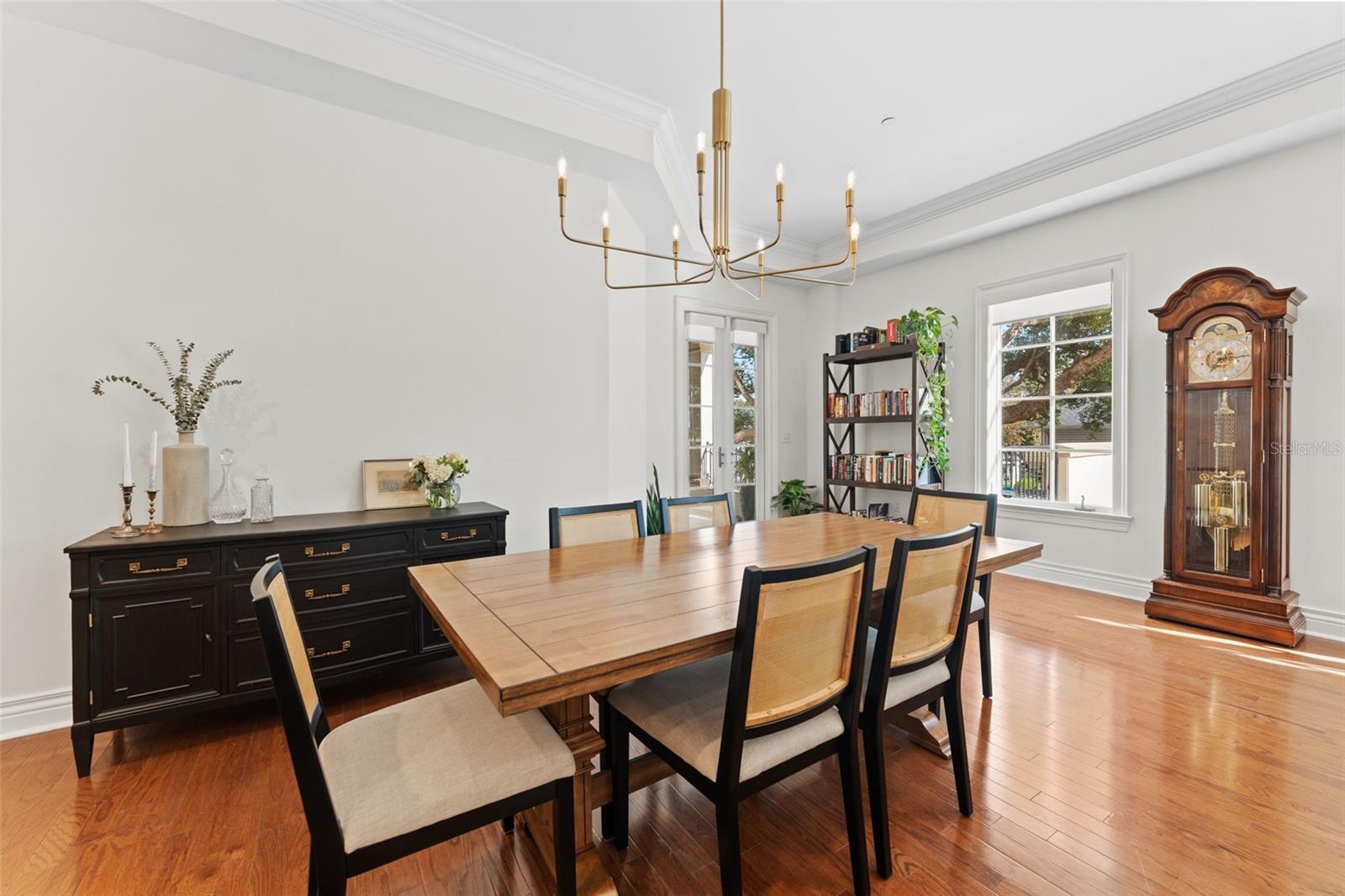 THE VALENCIA IN OLD HYDE PARK - Residential