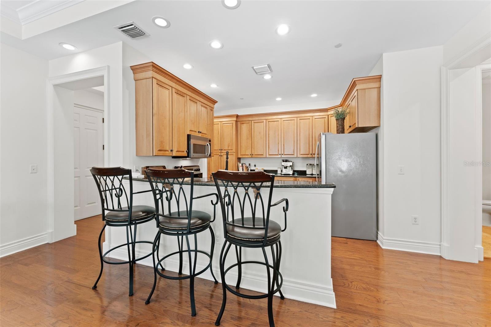 THE VALENCIA IN OLD HYDE PARK - Residential