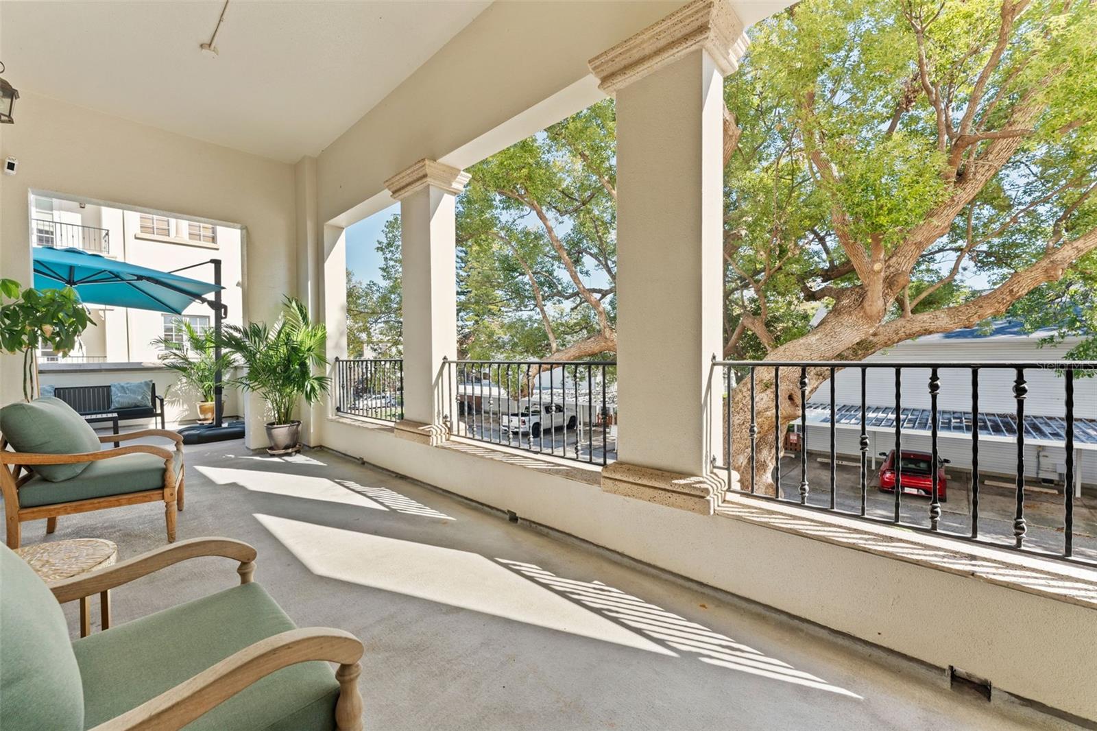 THE VALENCIA IN OLD HYDE PARK - Residential