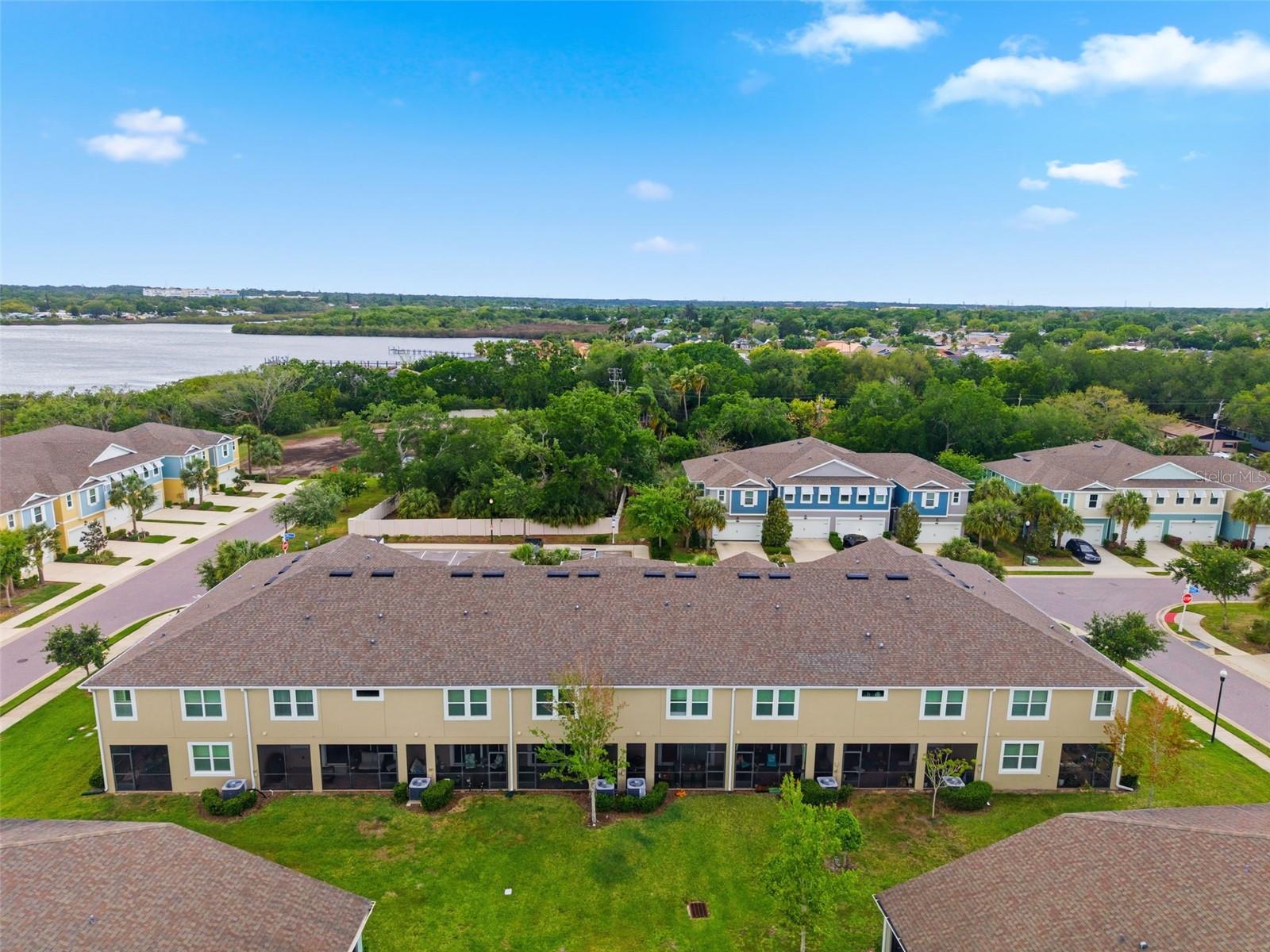 BAYSIDE TERRACE - Residential