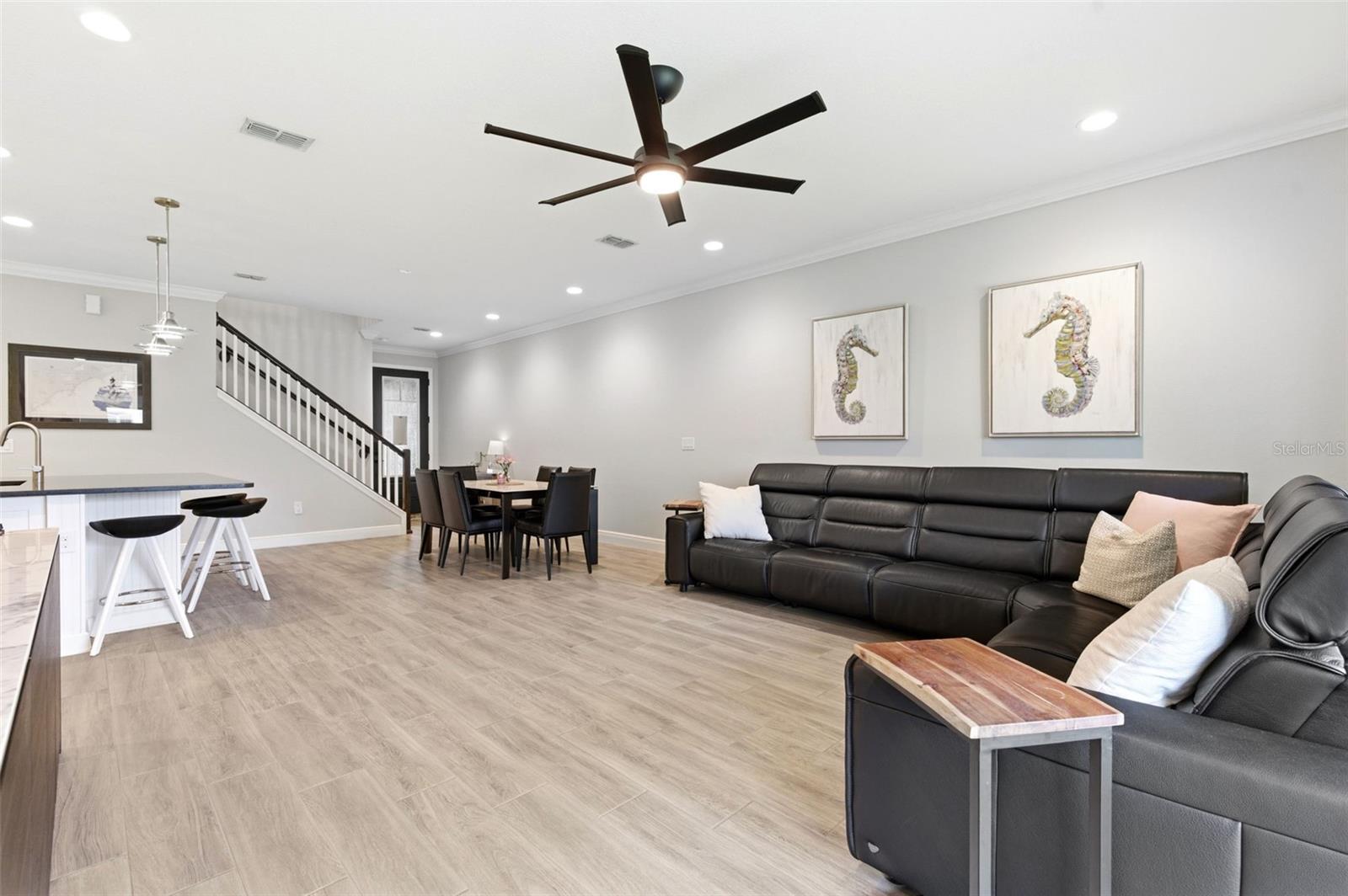 BAYSIDE TERRACE - Residential