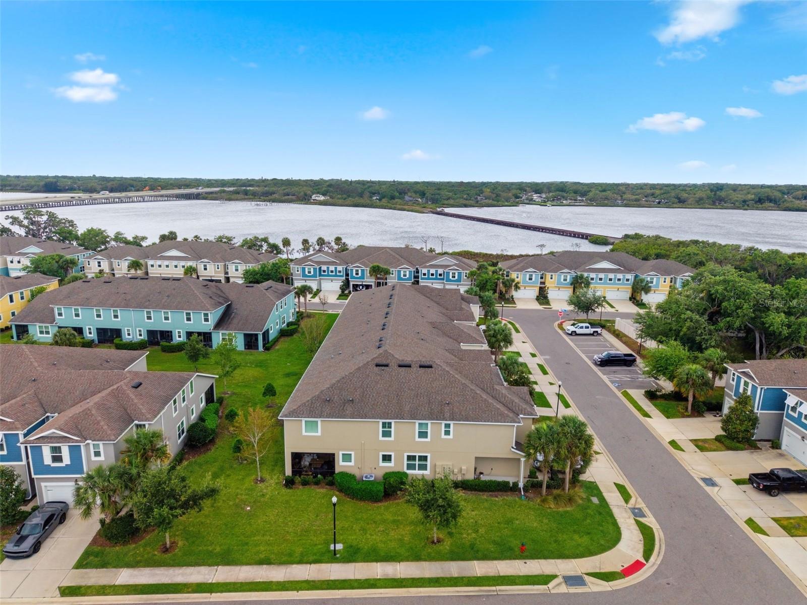 BAYSIDE TERRACE - Residential