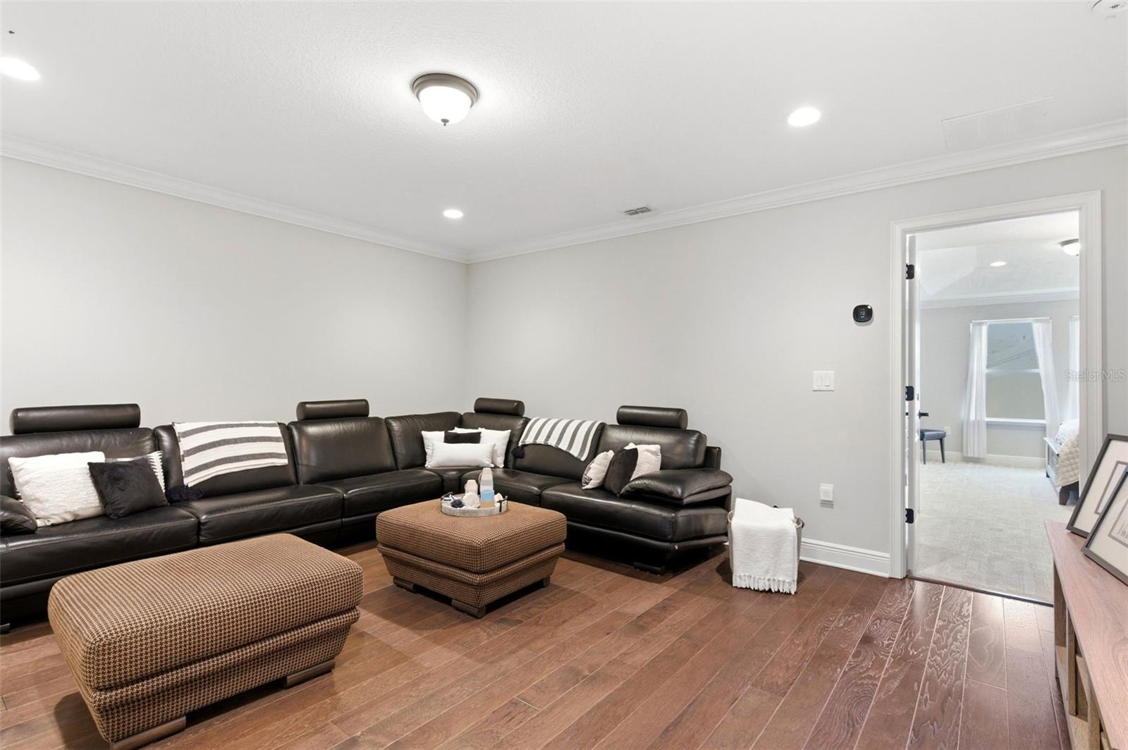 BAYSIDE TERRACE - Residential