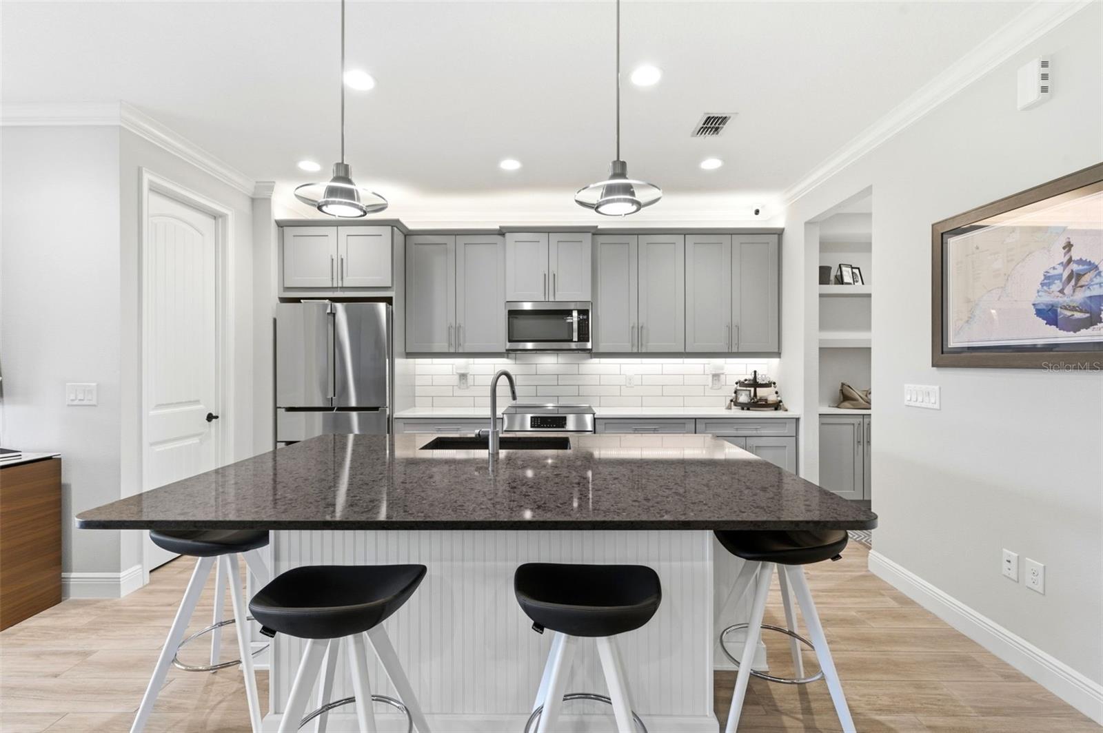 BAYSIDE TERRACE - Residential