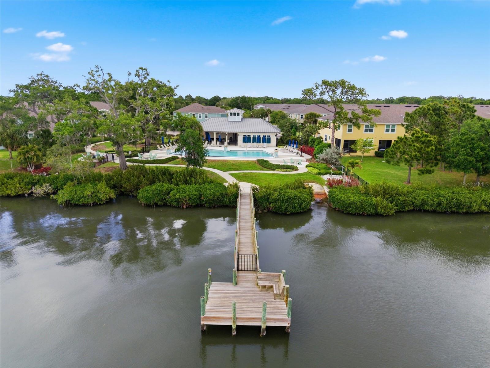 BAYSIDE TERRACE - Residential