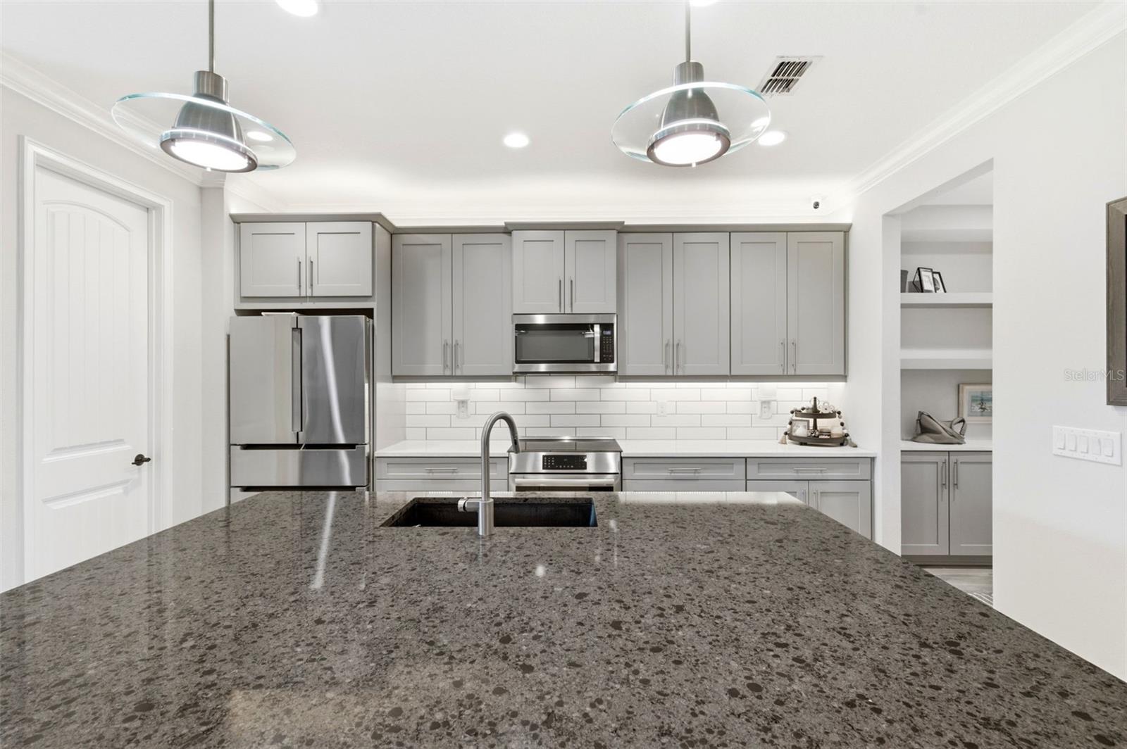 BAYSIDE TERRACE - Residential