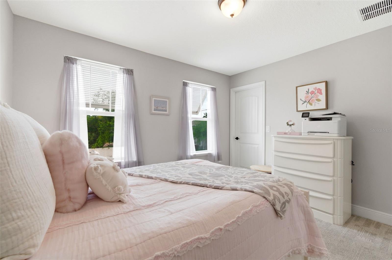 BAYSIDE TERRACE - Residential