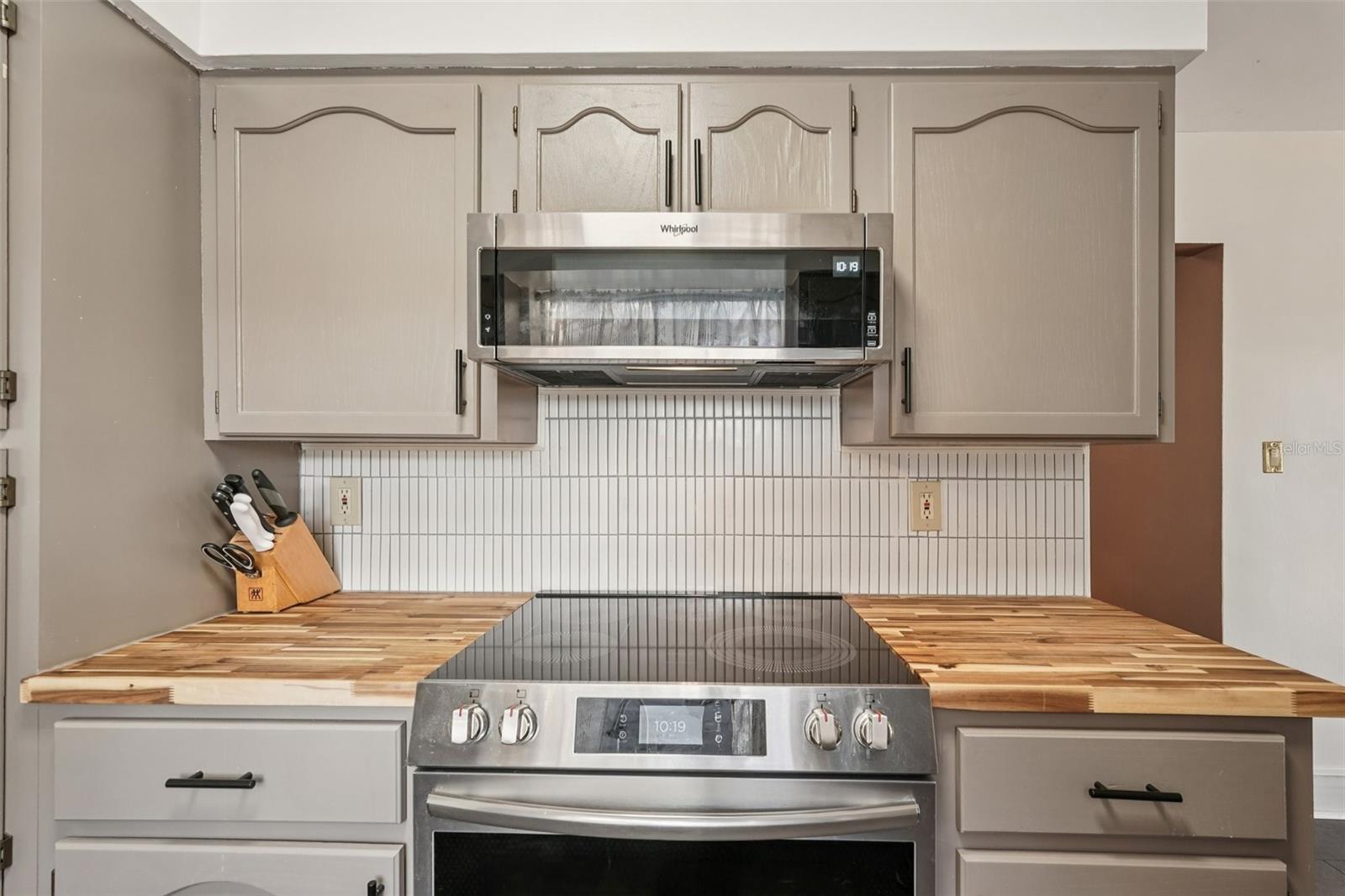 PORT CHARLOTTE GOLF CRSE SEC - Residential Lease