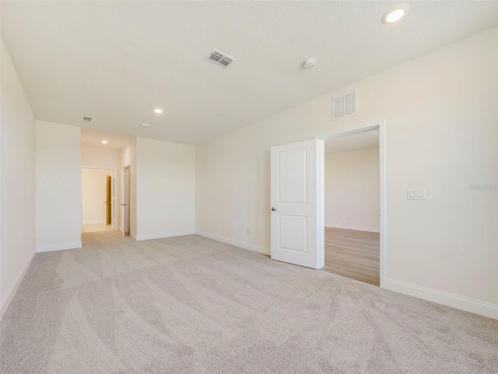 GATHERINGS OF LAKE NONA 7 CONDO - Residential