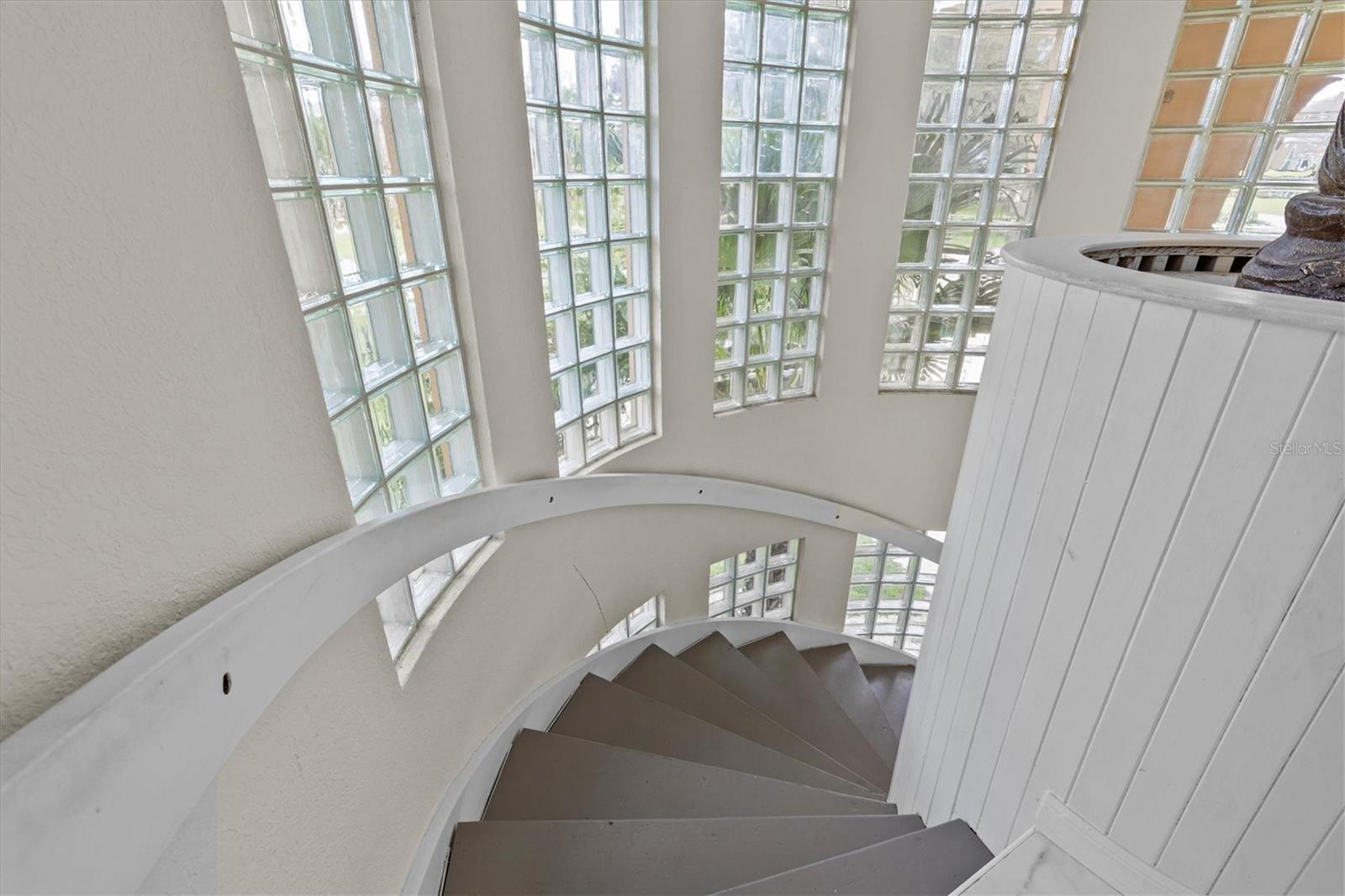 SAIL HARBOR - Residential Lease