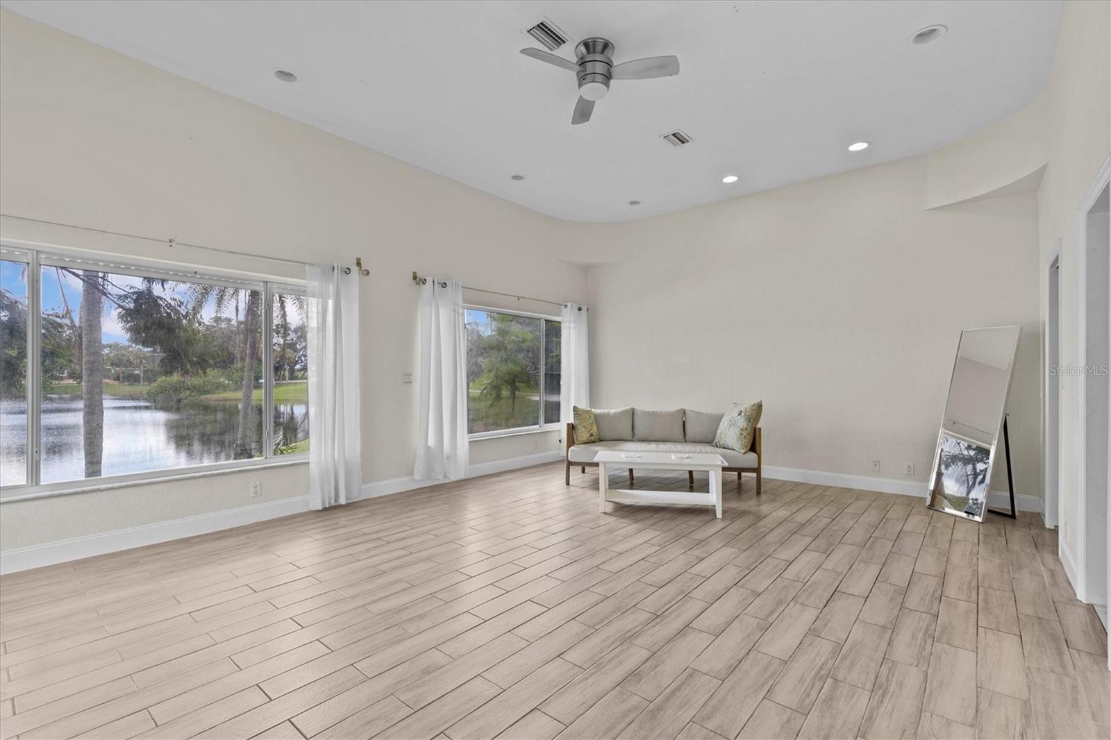 SAIL HARBOR - Residential Lease