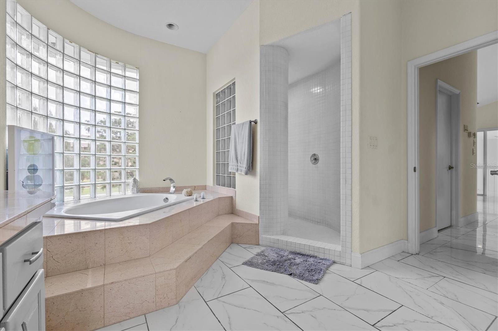 SAIL HARBOR - Residential Lease