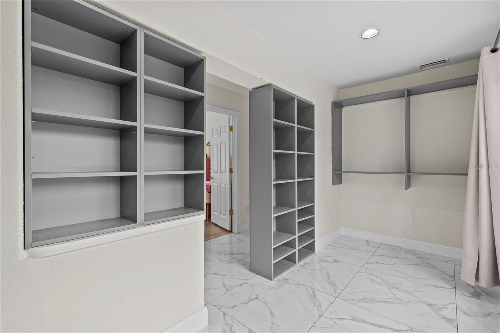 SAIL HARBOR - Residential Lease