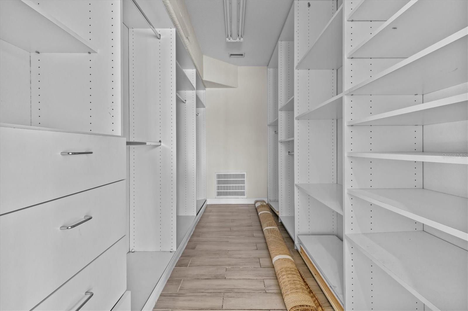 SAIL HARBOR - Residential Lease