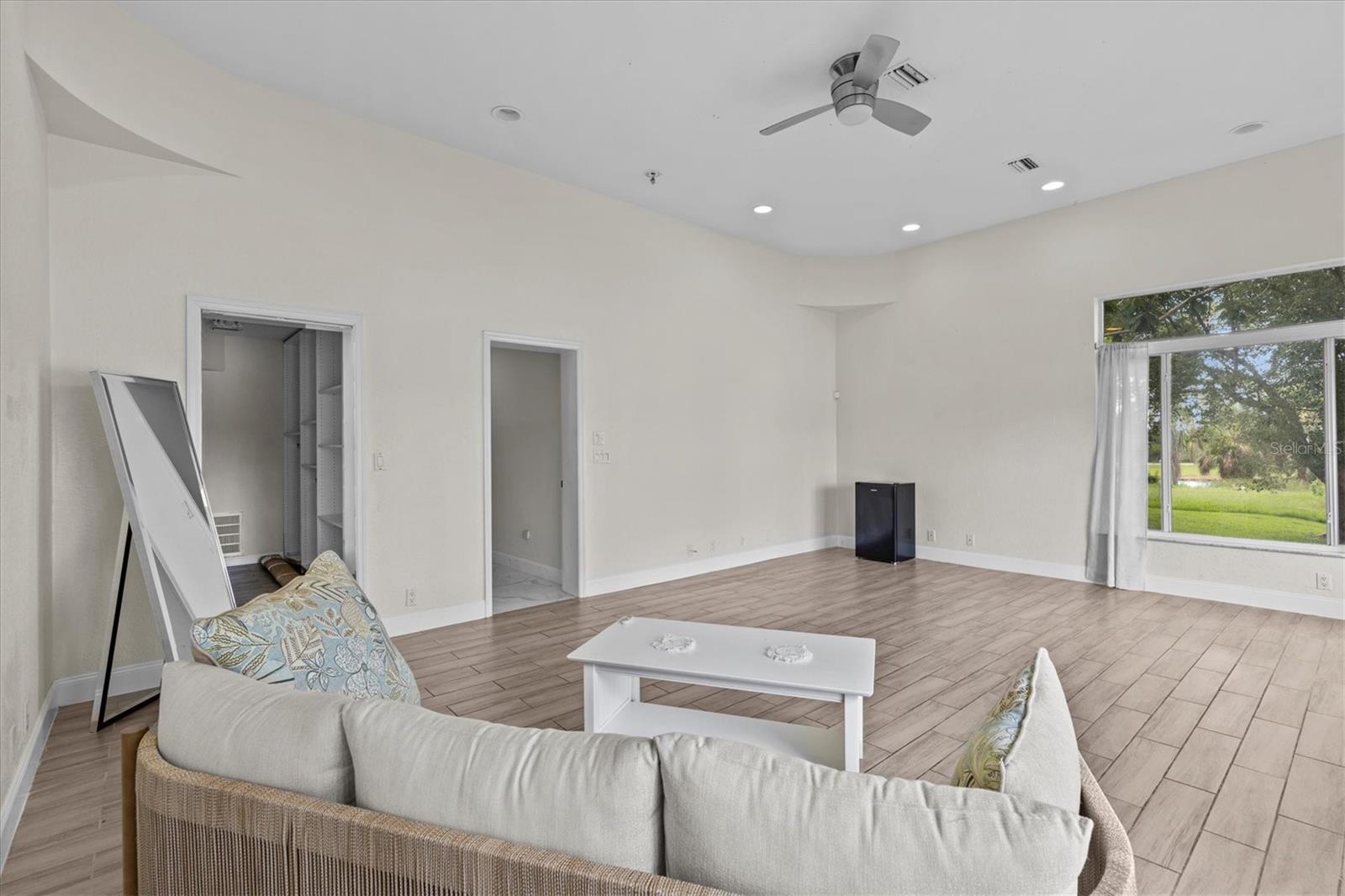 SAIL HARBOR - Residential Lease