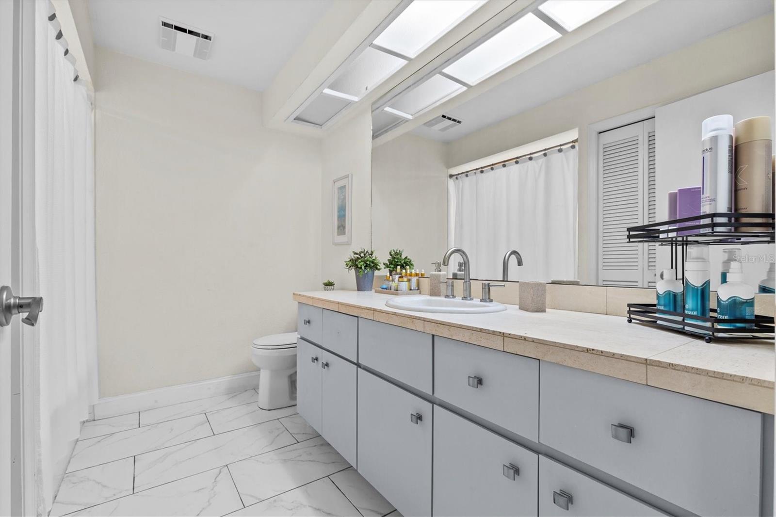 SAIL HARBOR - Residential Lease