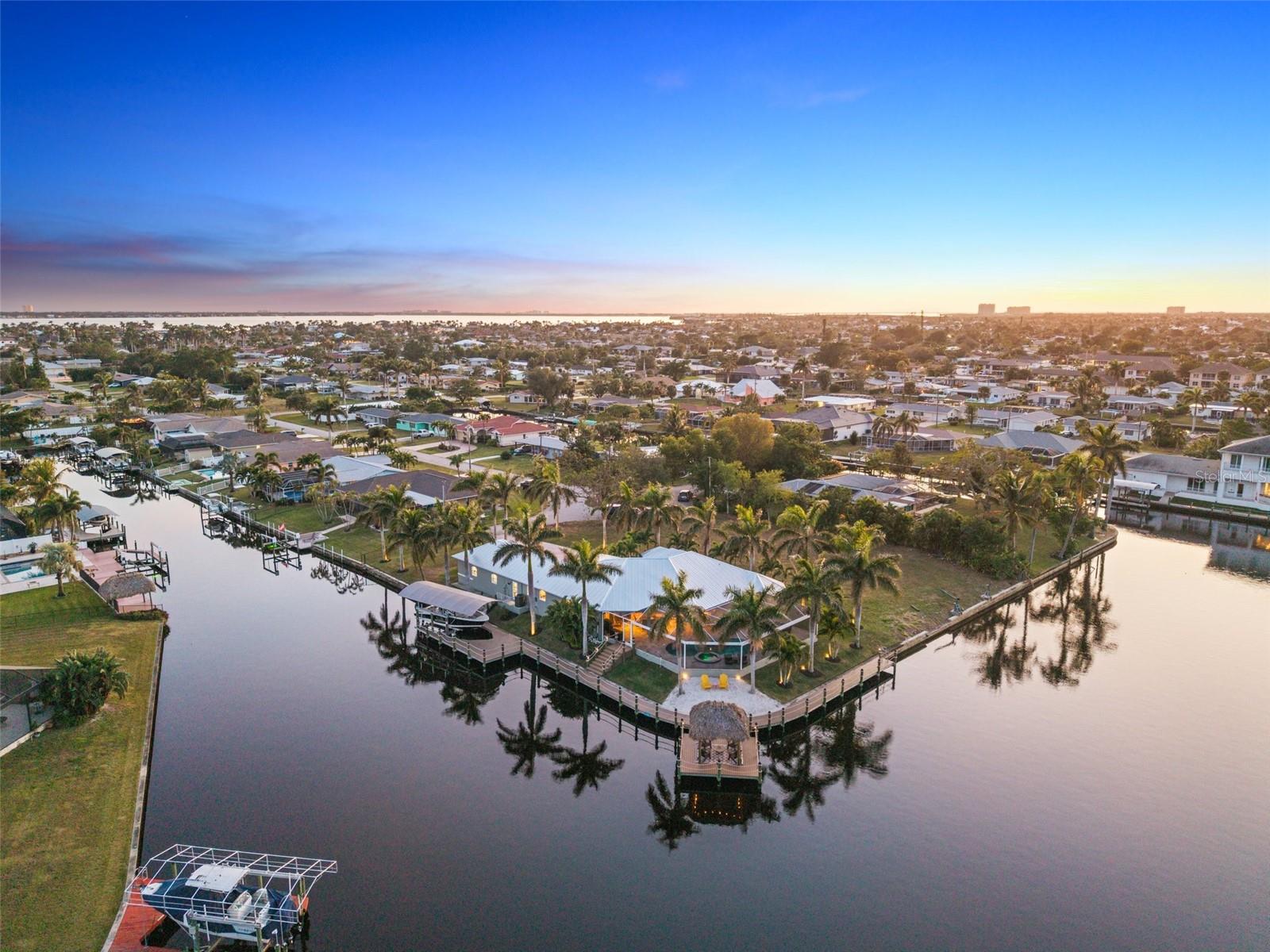 5111 CALUSA COURT