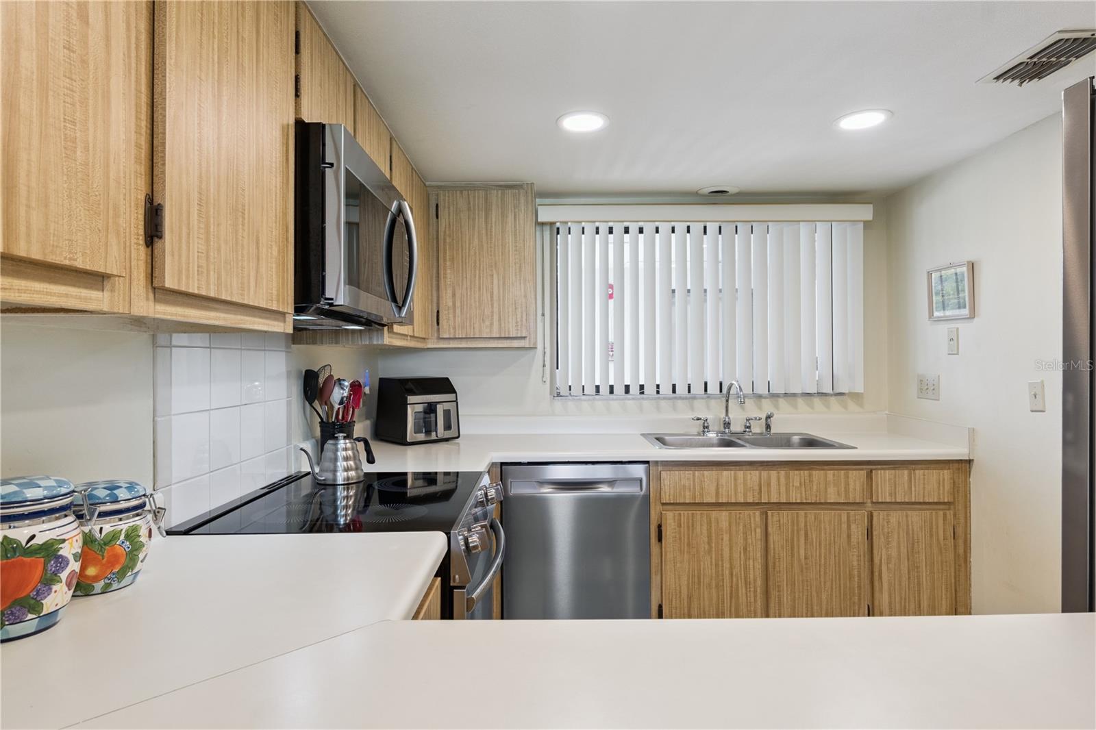 LAKE LOTUS CLUB 1 A CONDO - Residential