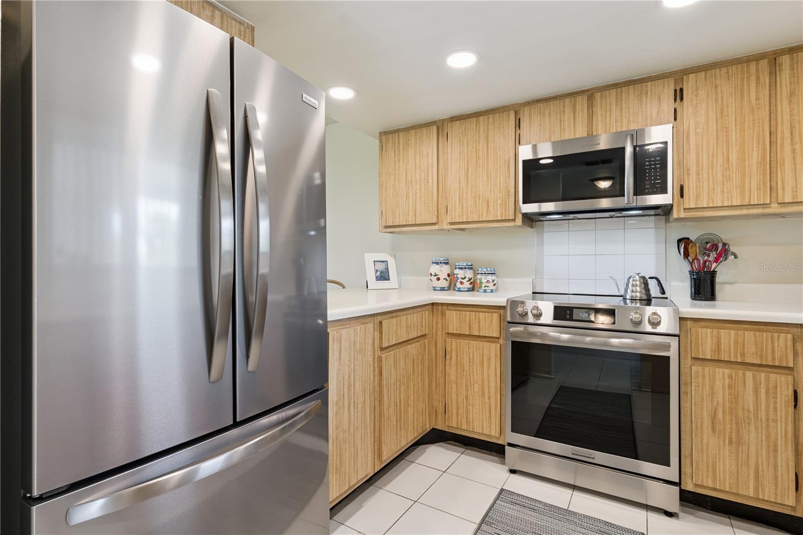 LAKE LOTUS CLUB 1 A CONDO - Residential