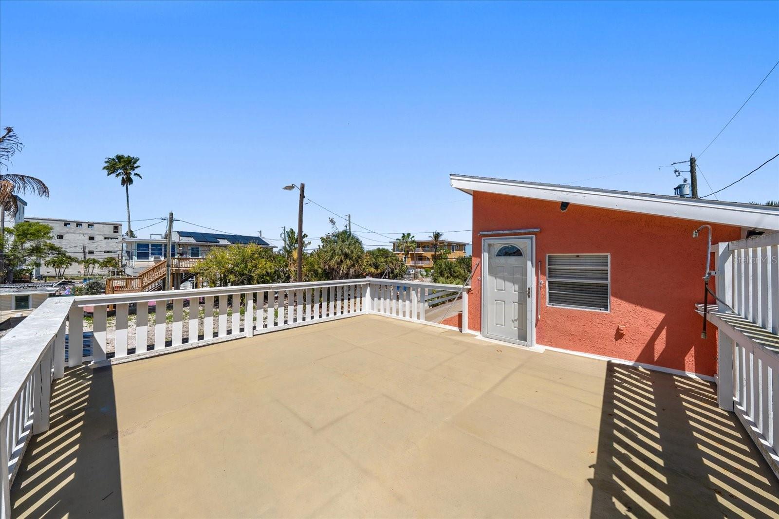 PENGUIN CABANA SUB - Residential