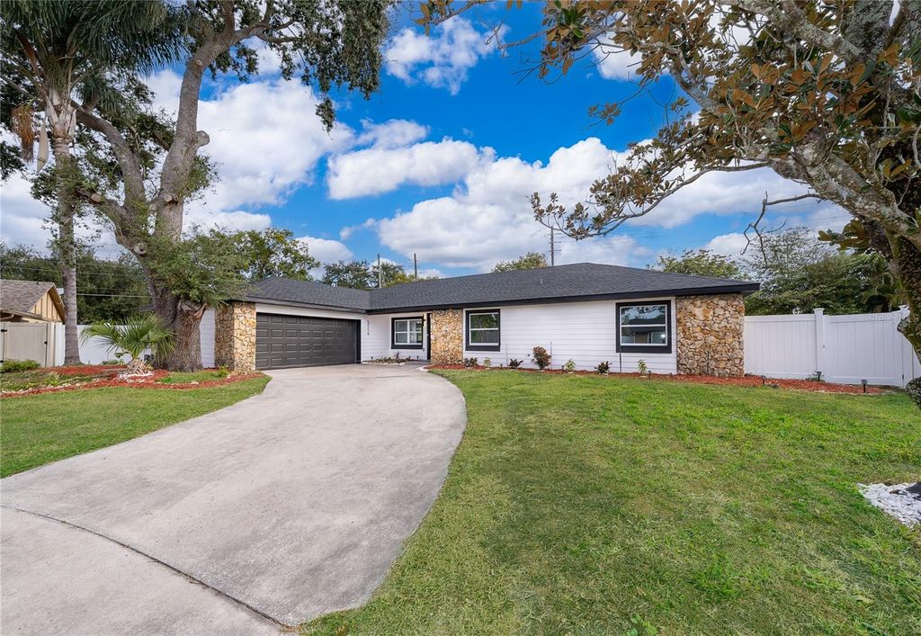 Photo of 5116 Jeannine Court, Orlando, FL 32807 (MLS # S5139582)