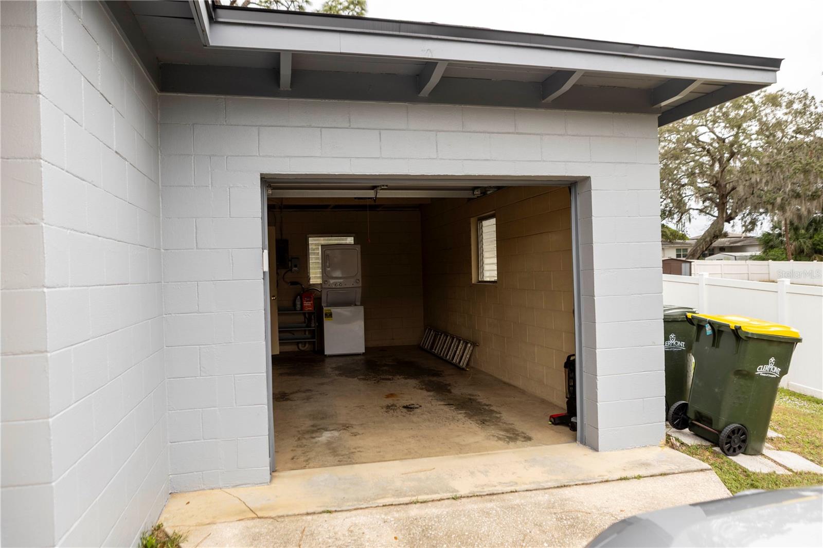 CLERMONT OAK VIEW - Residential