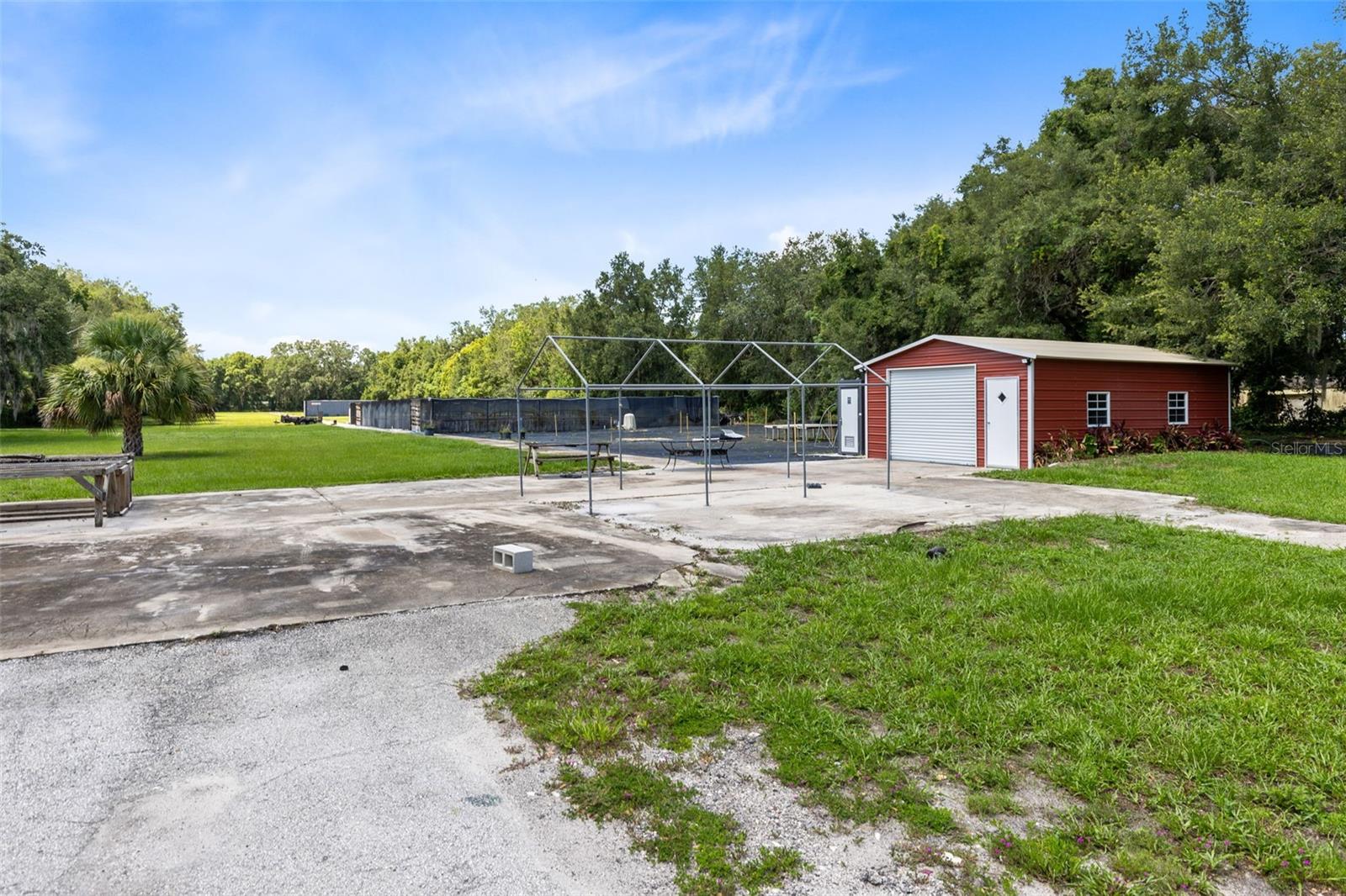 424 E WELCH ROAD
