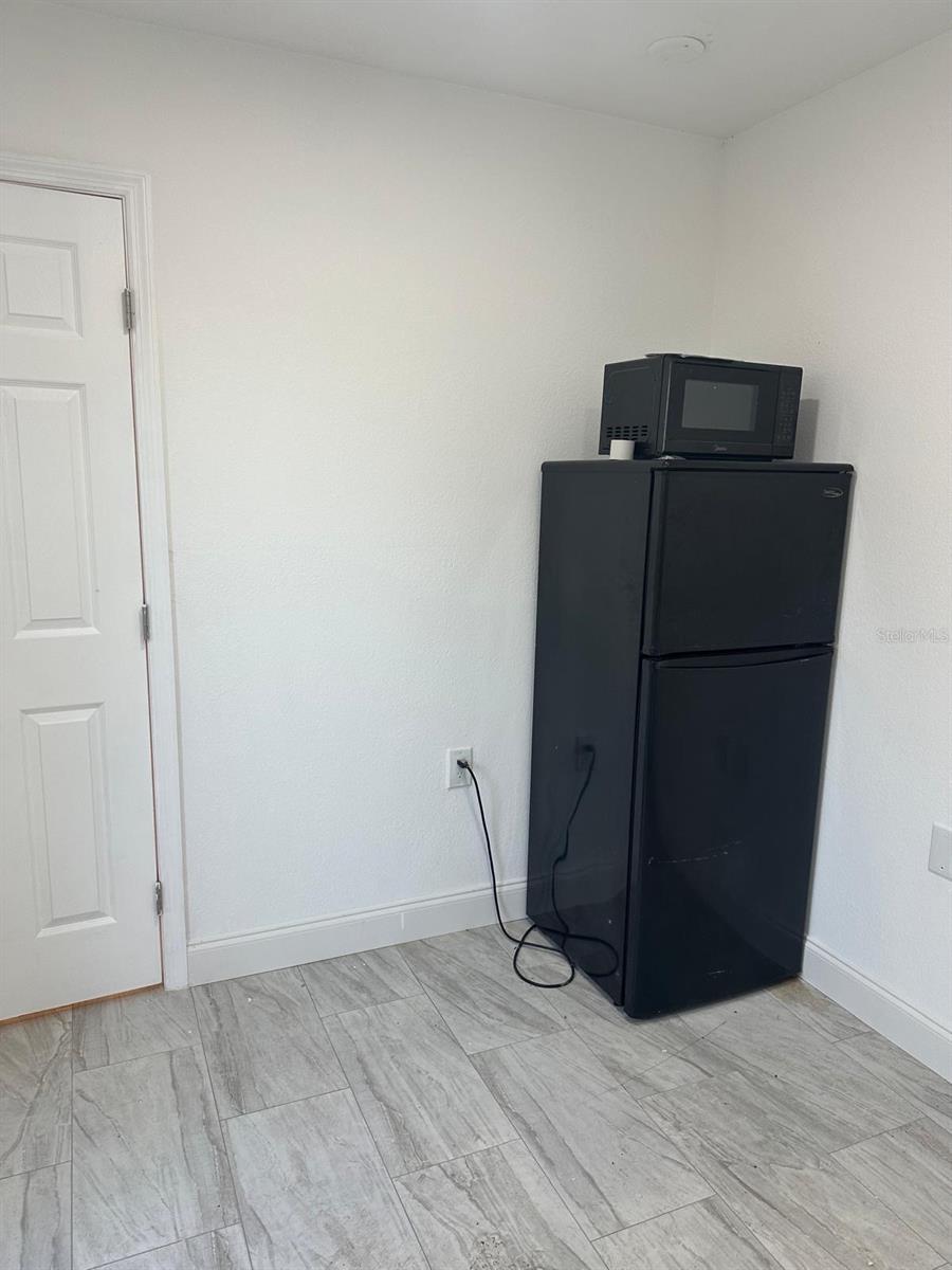 EMBASSY HILLS - Residential