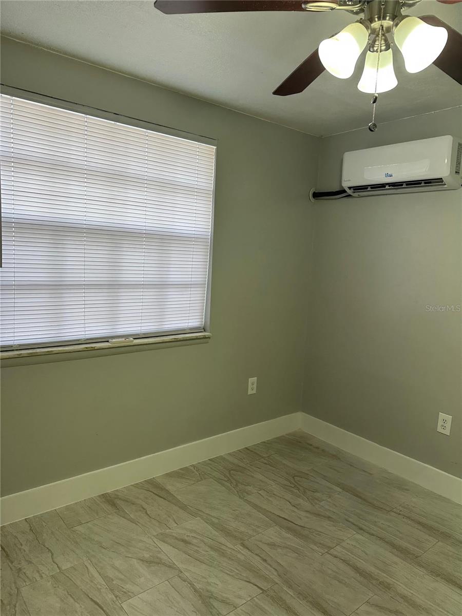 EMBASSY HILLS - Residential