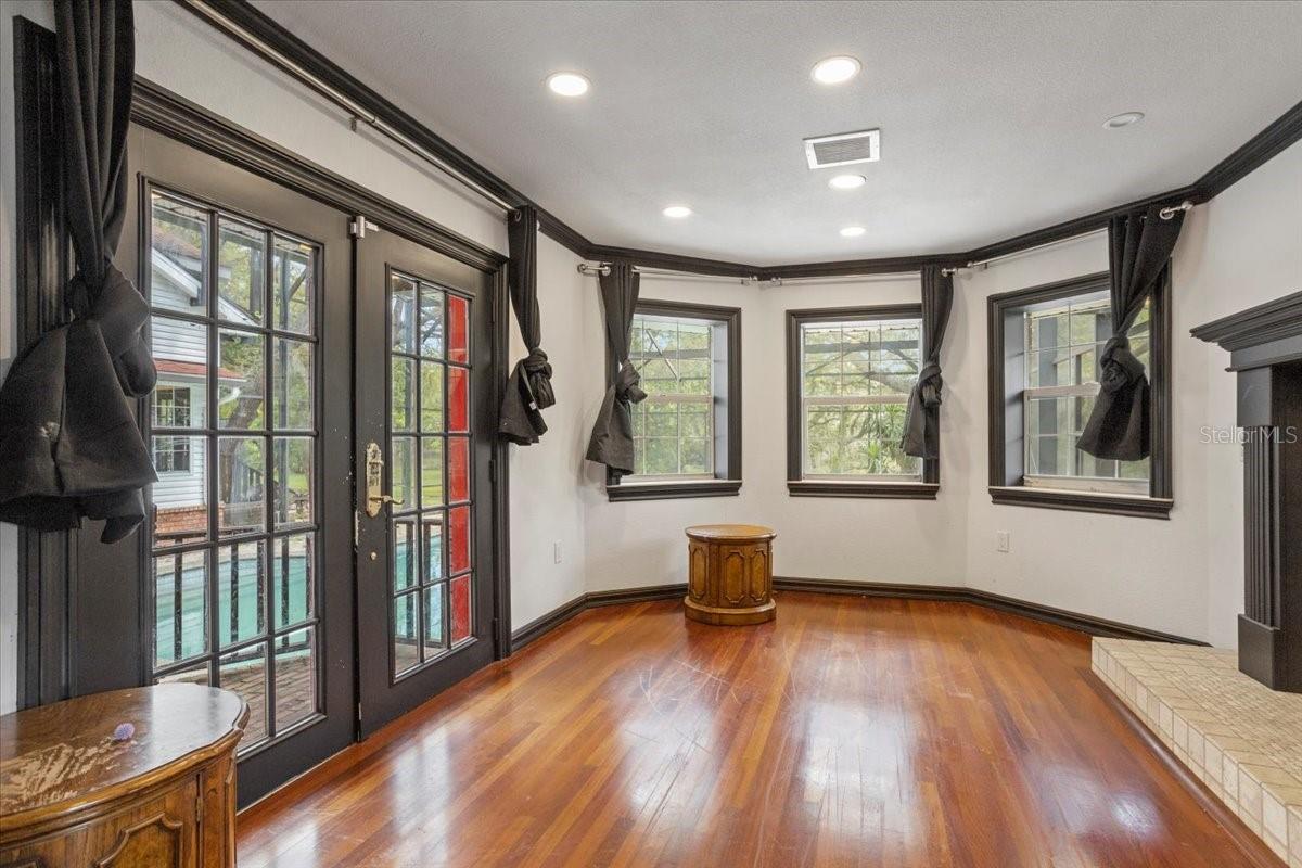 SWEETWATER OAKS SEC 07 - Residential