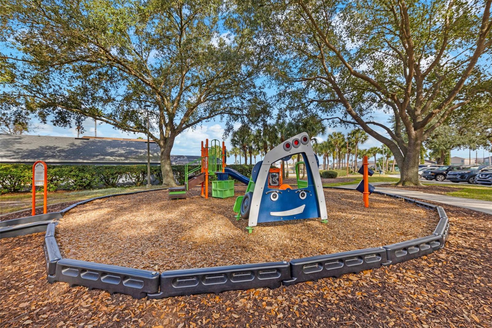 HAMPTON ESTATES - Residential