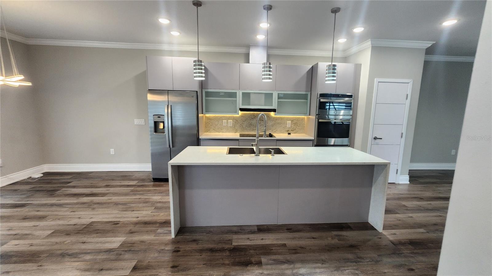 FAIRWAY VILLAS PH 2 - Residential Lease