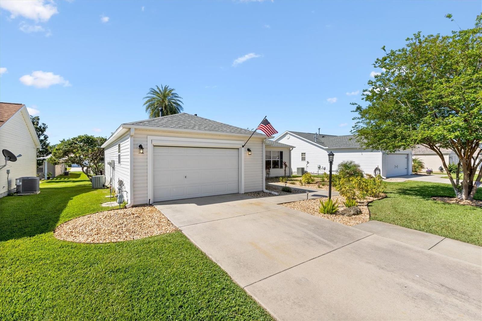 17076 SE 96TH CHAPELWOOD CIRCLE