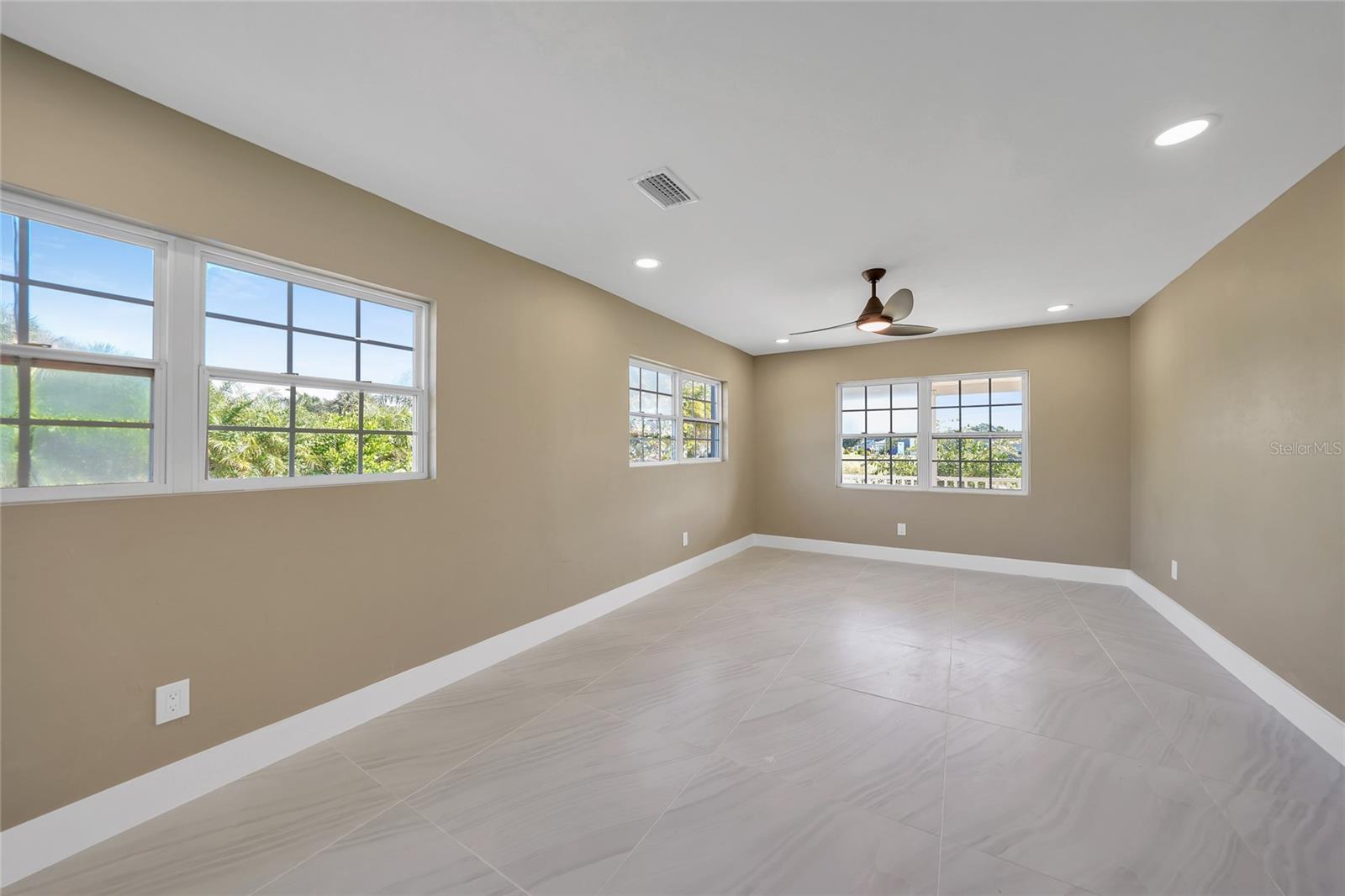 HRBR HEIGHTS - Residential