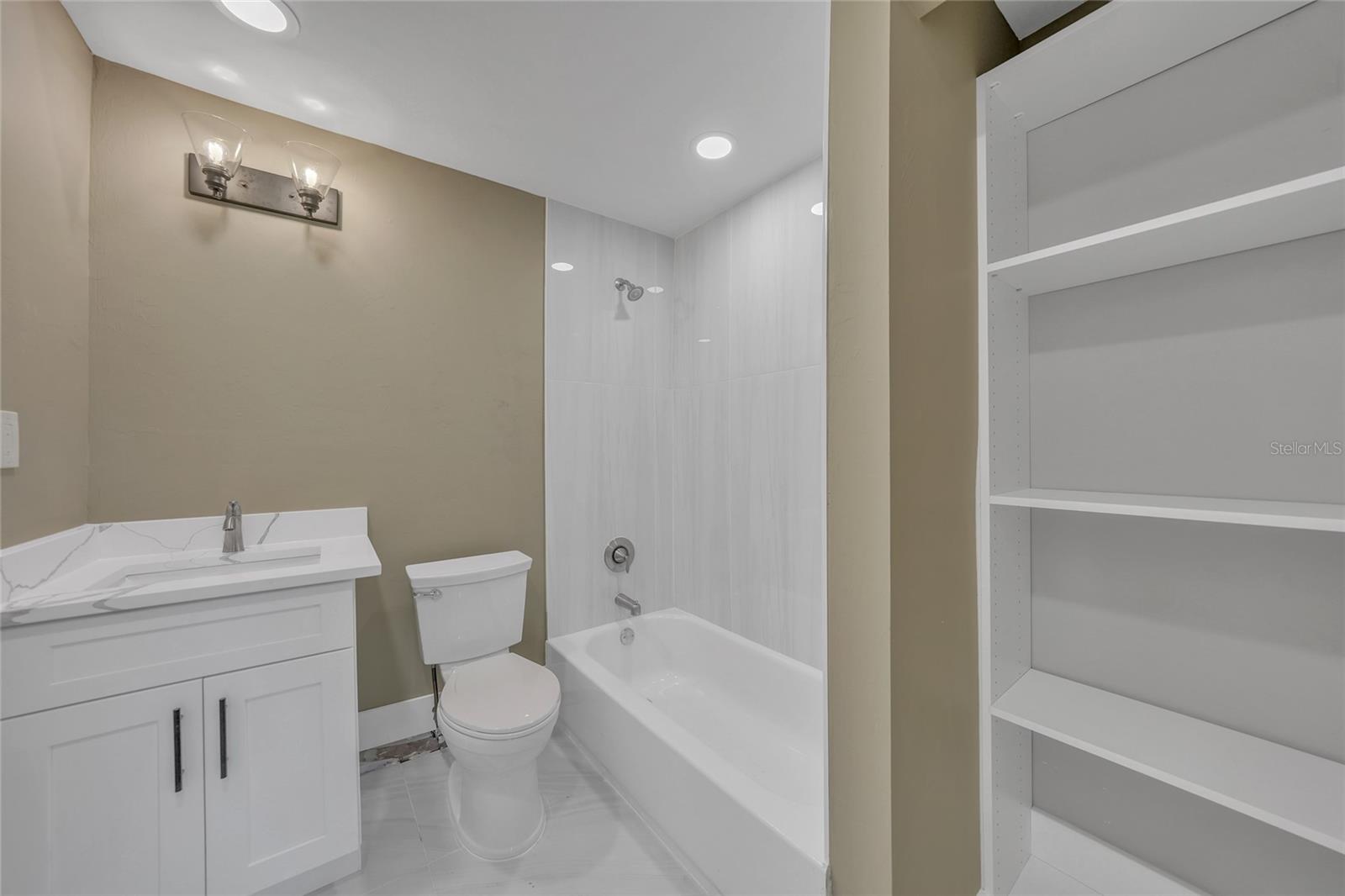 HRBR HEIGHTS - Residential