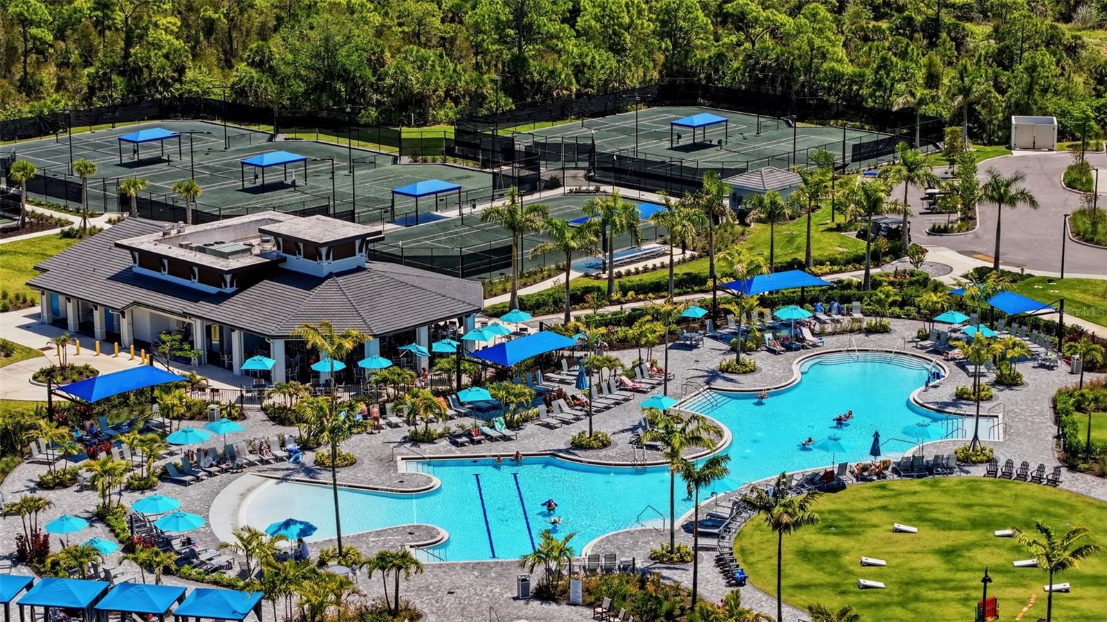 WELLEN PARK GOLF & COUNTRY CLUB - Residential