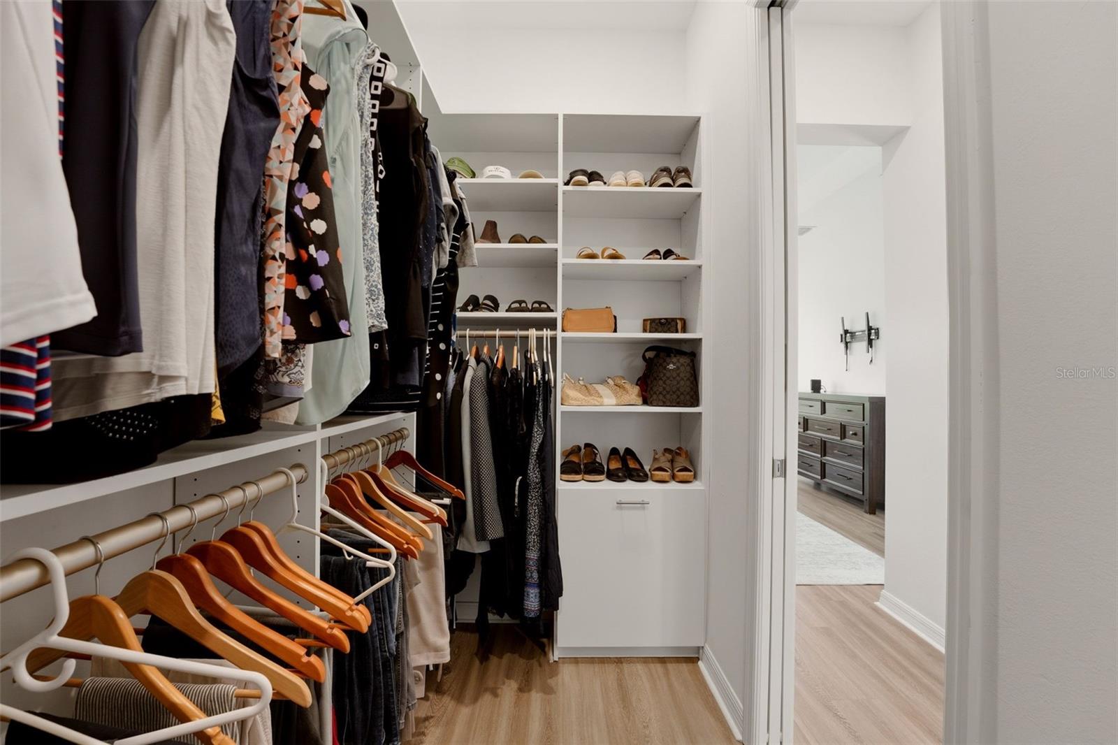 WELLEN PARK GOLF & COUNTRY CLUB - Residential