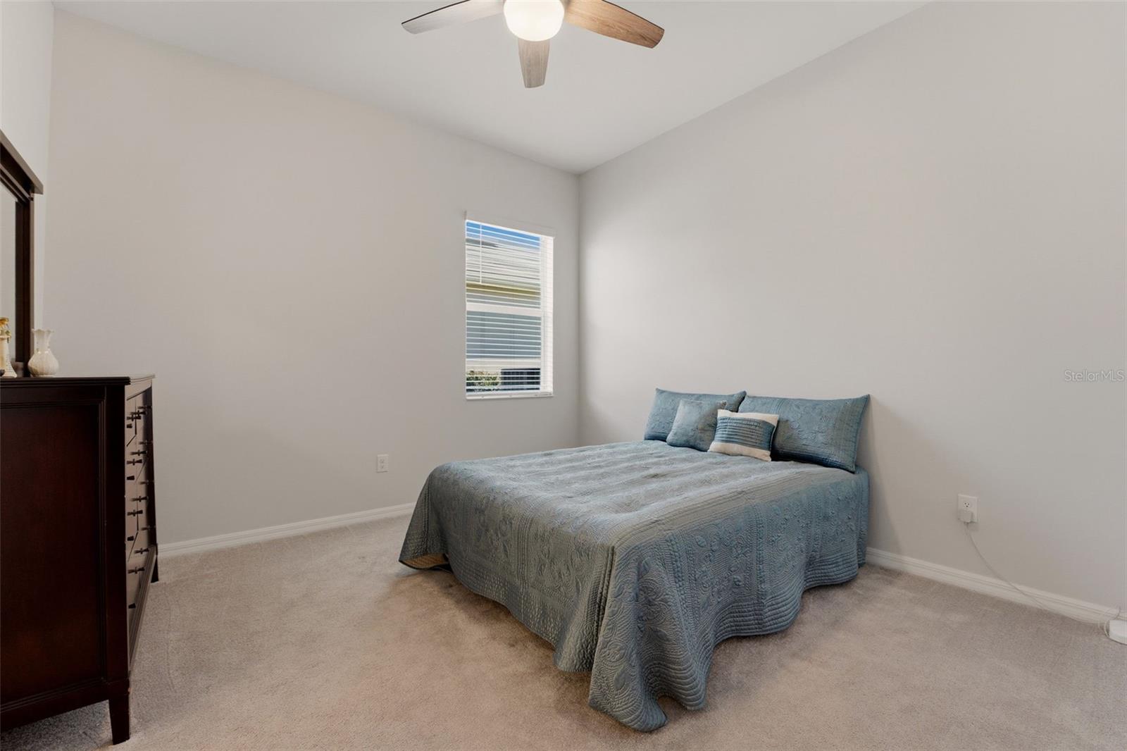 WELLEN PARK GOLF & COUNTRY CLUB - Residential