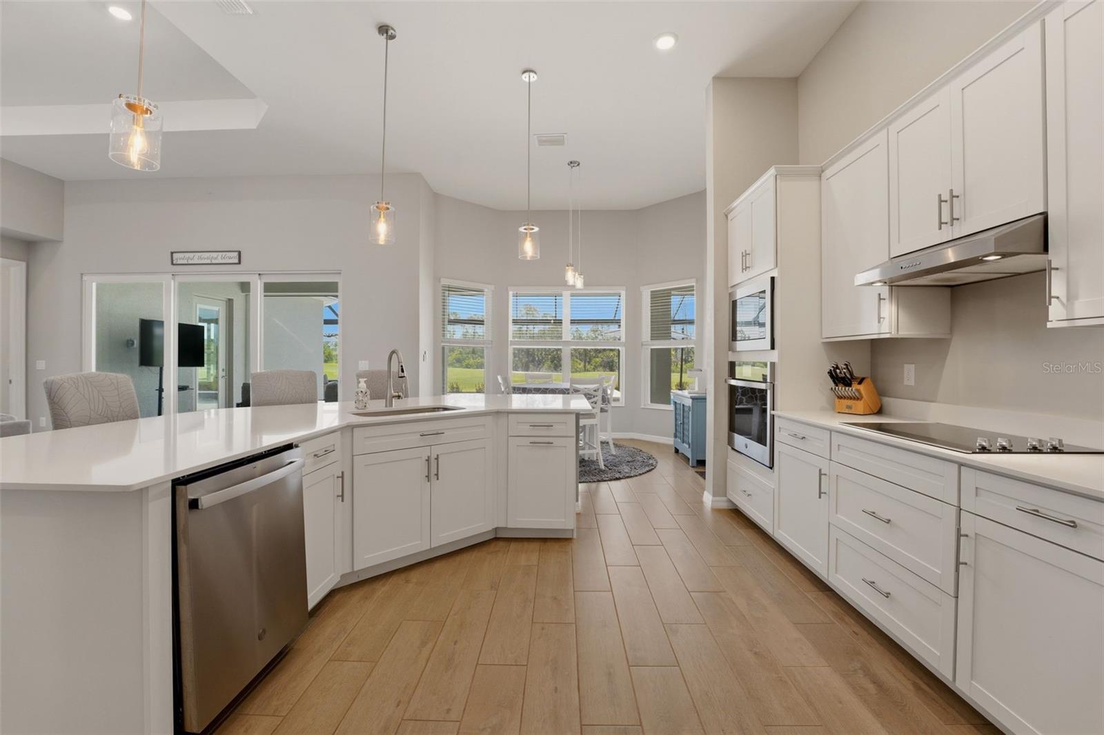 WELLEN PARK GOLF & COUNTRY CLUB - Residential