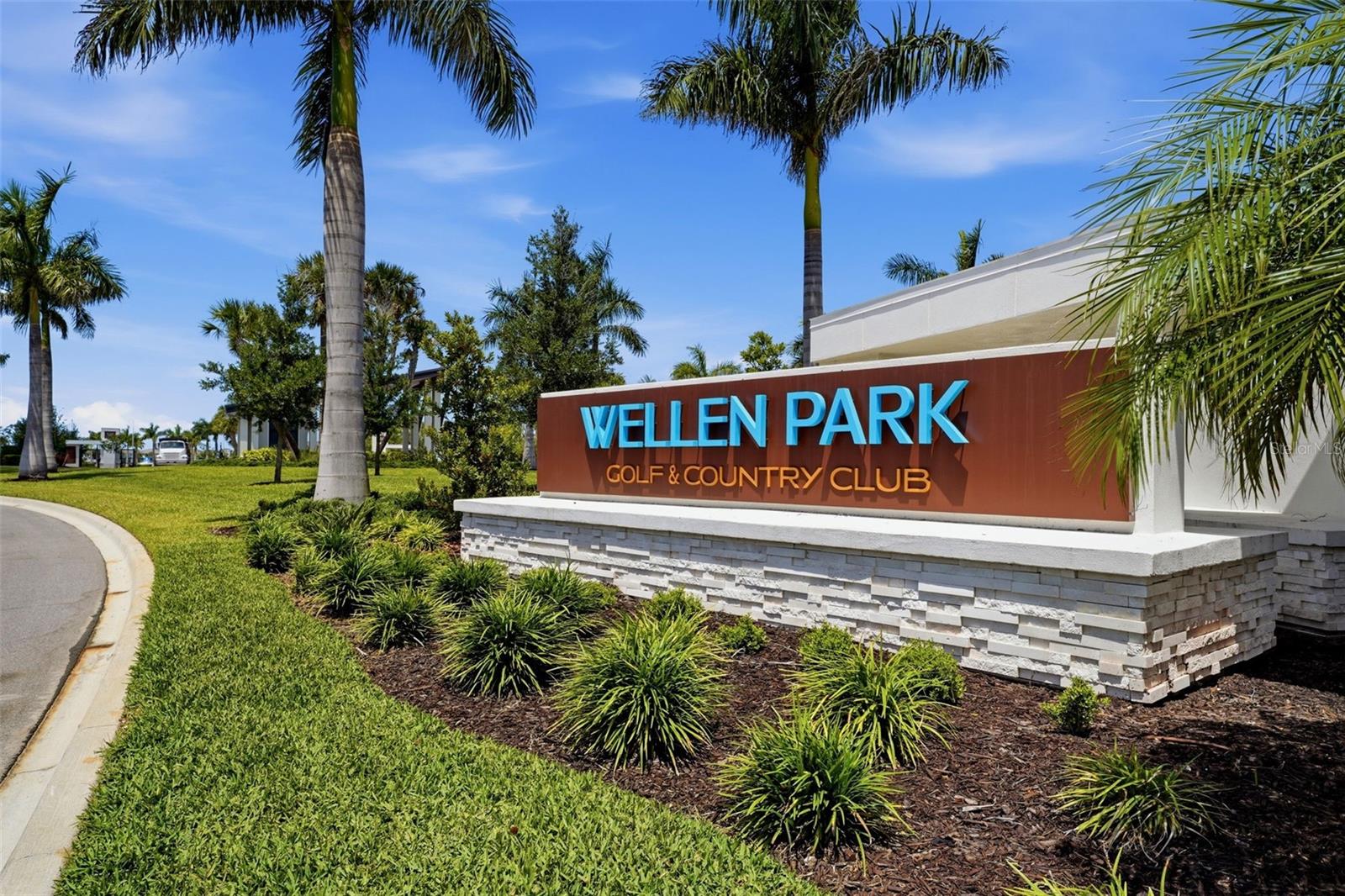 WELLEN PARK GOLF & COUNTRY CLUB - Residential
