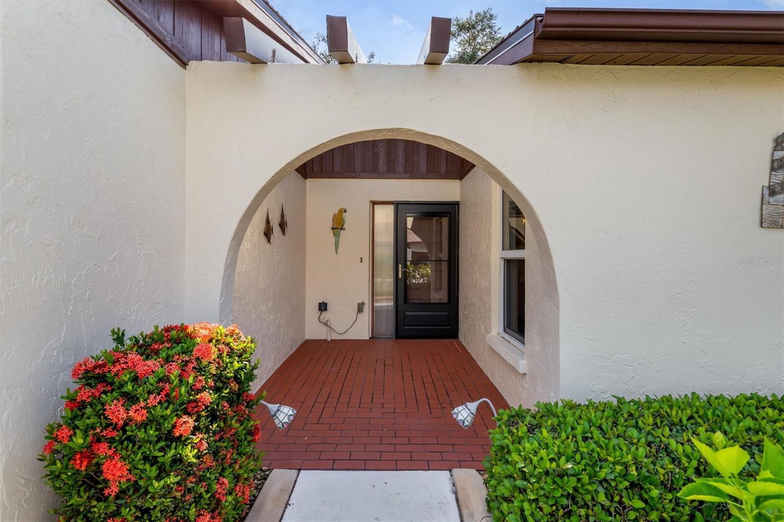 612 CHESTNUT LANE