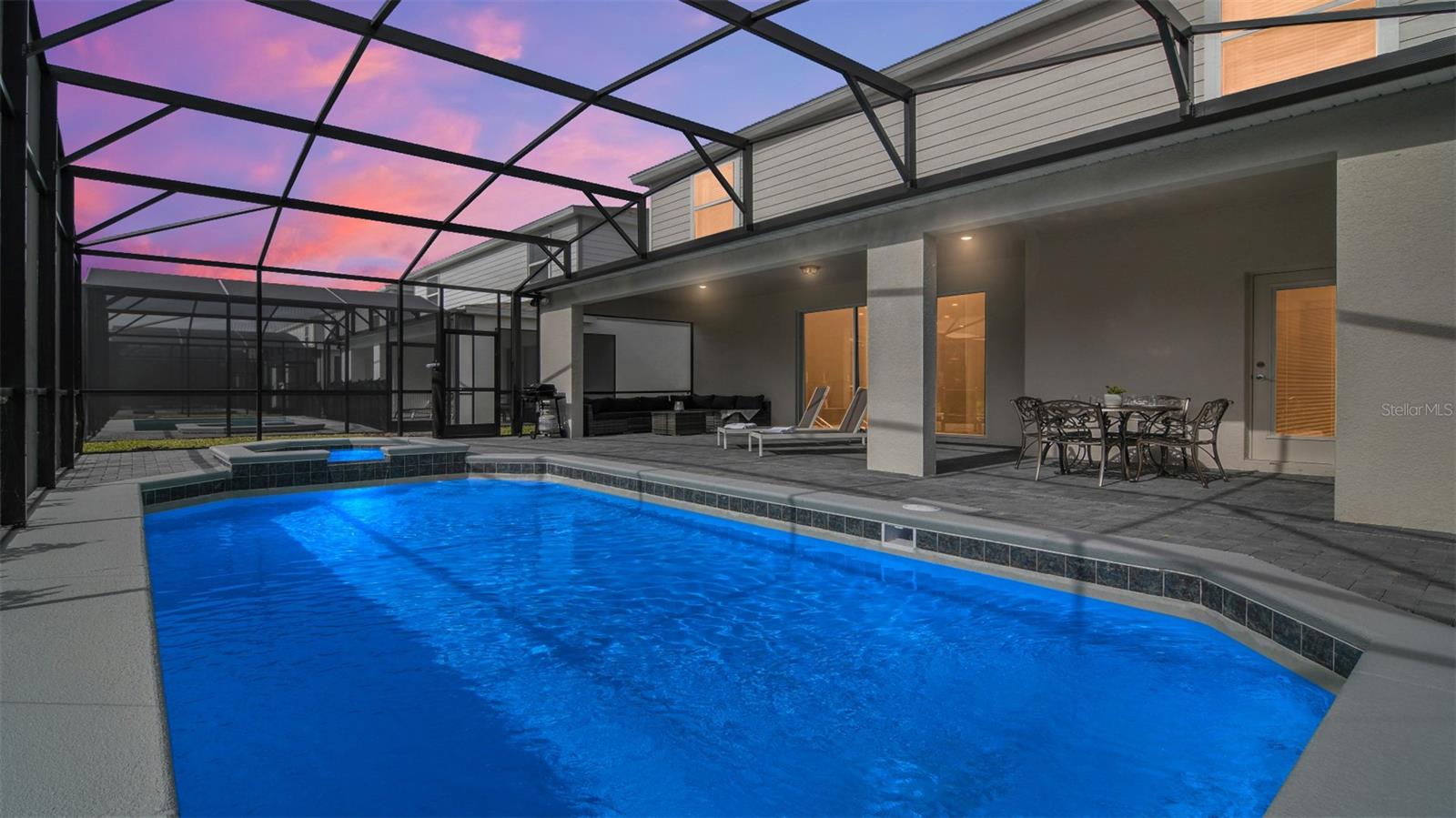 WINDSOR ISLAND PHASE 2A PB 187 PGS 31-34 LOT 450 - Residential