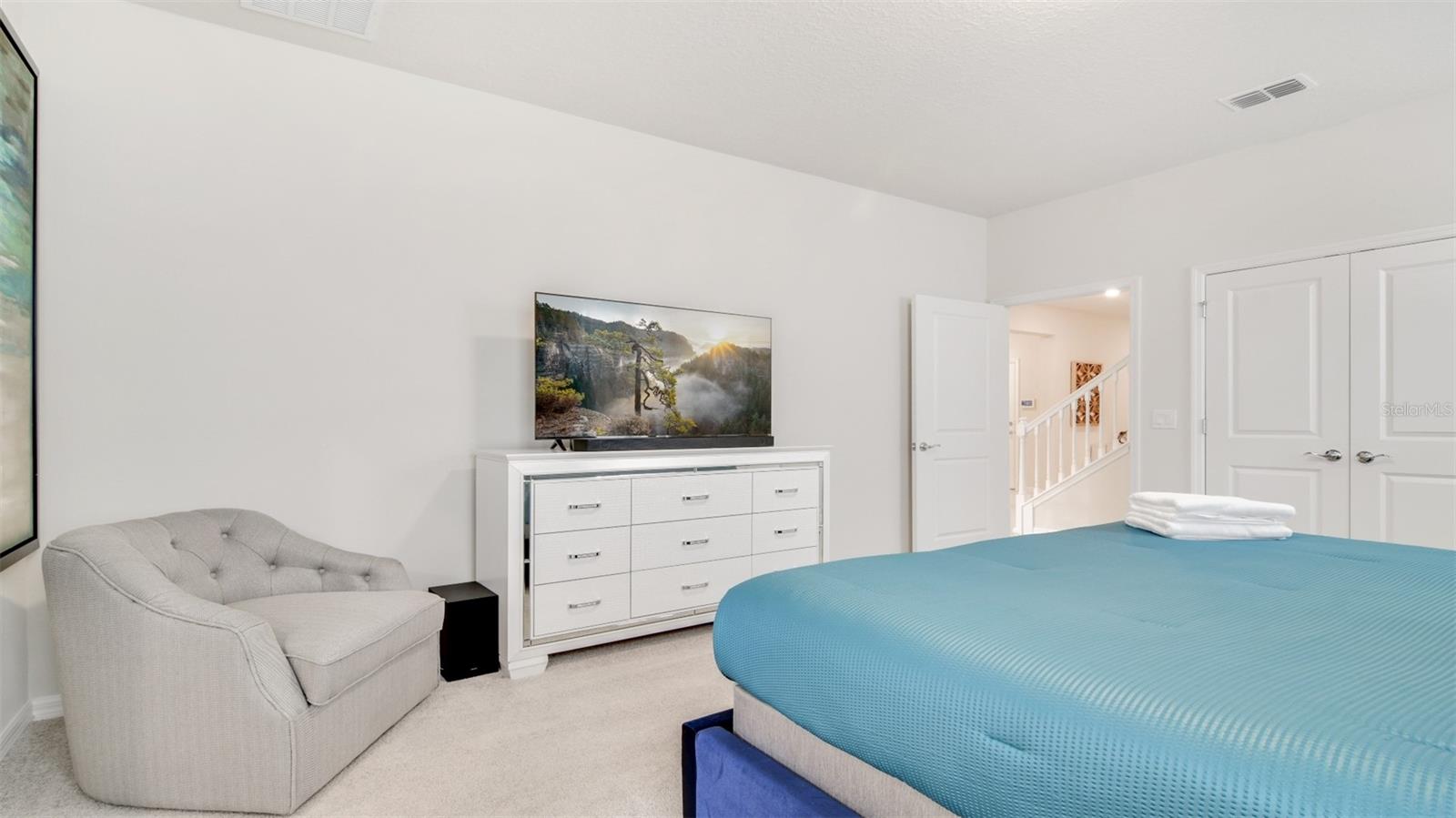 WINDSOR ISLAND PHASE 2A PB 187 PGS 31-34 LOT 450 - Residential