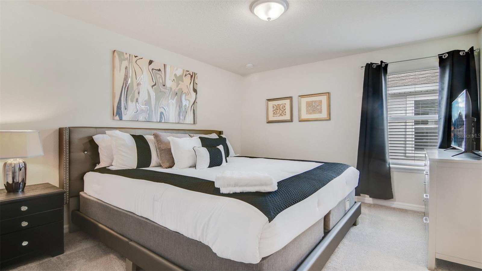WINDSOR ISLAND PHASE 2A PB 187 PGS 31-34 LOT 450 - Residential