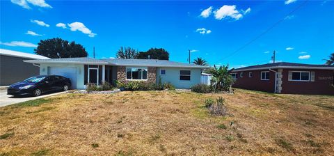 570 MIMOSA AVENUE NW PORT CHARLOTTE FL 33952
