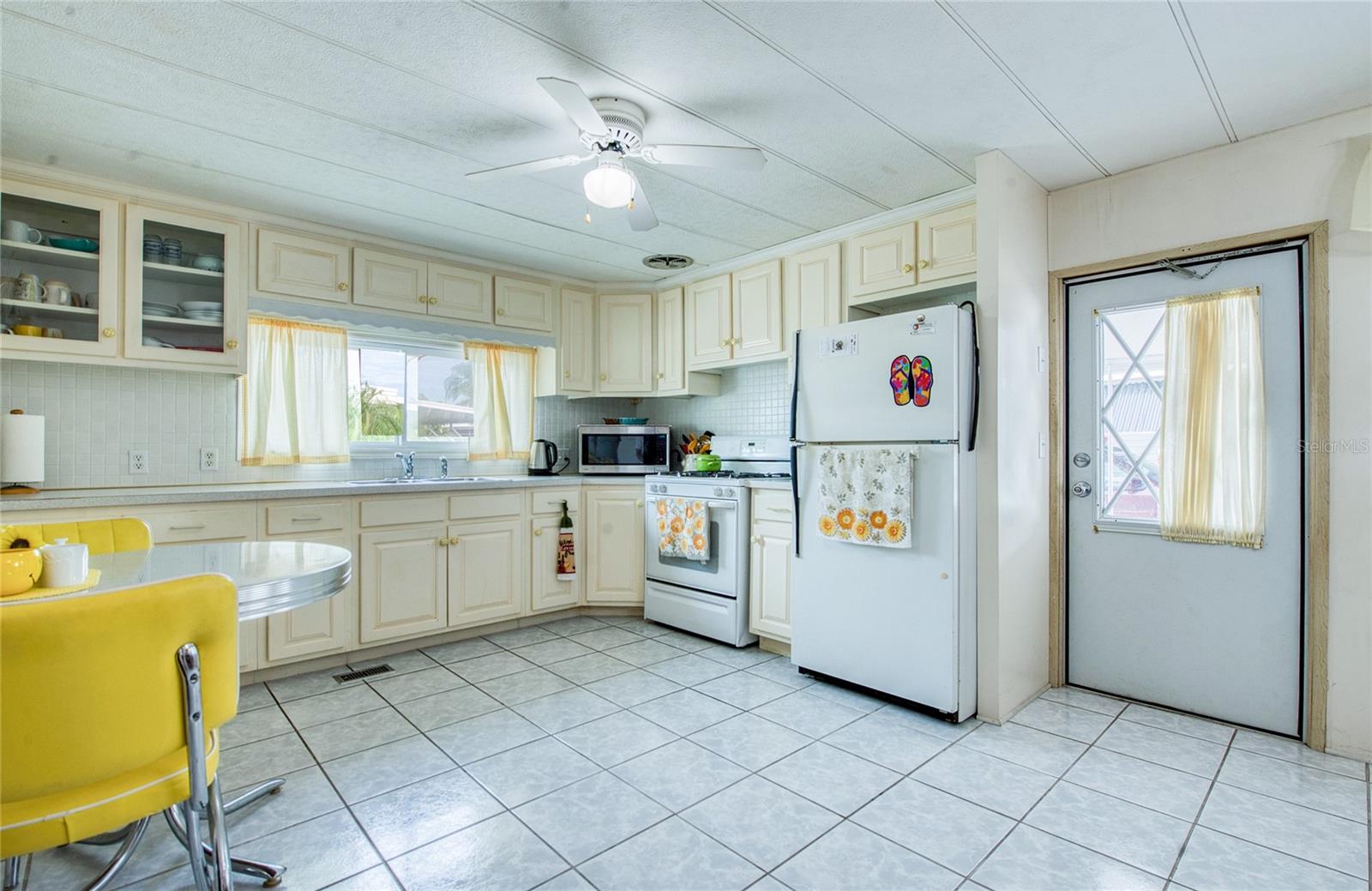 BAY ARISTOCRAT VILLAGE MOBILE HOME PARK UNREC - Residential