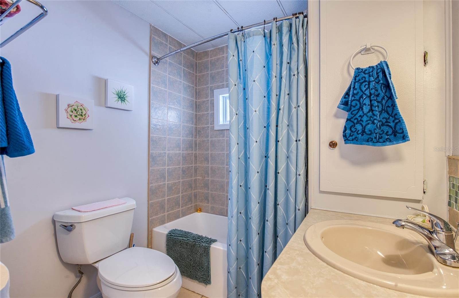 BAY ARISTOCRAT VILLAGE MOBILE HOME PARK UNREC - Residential