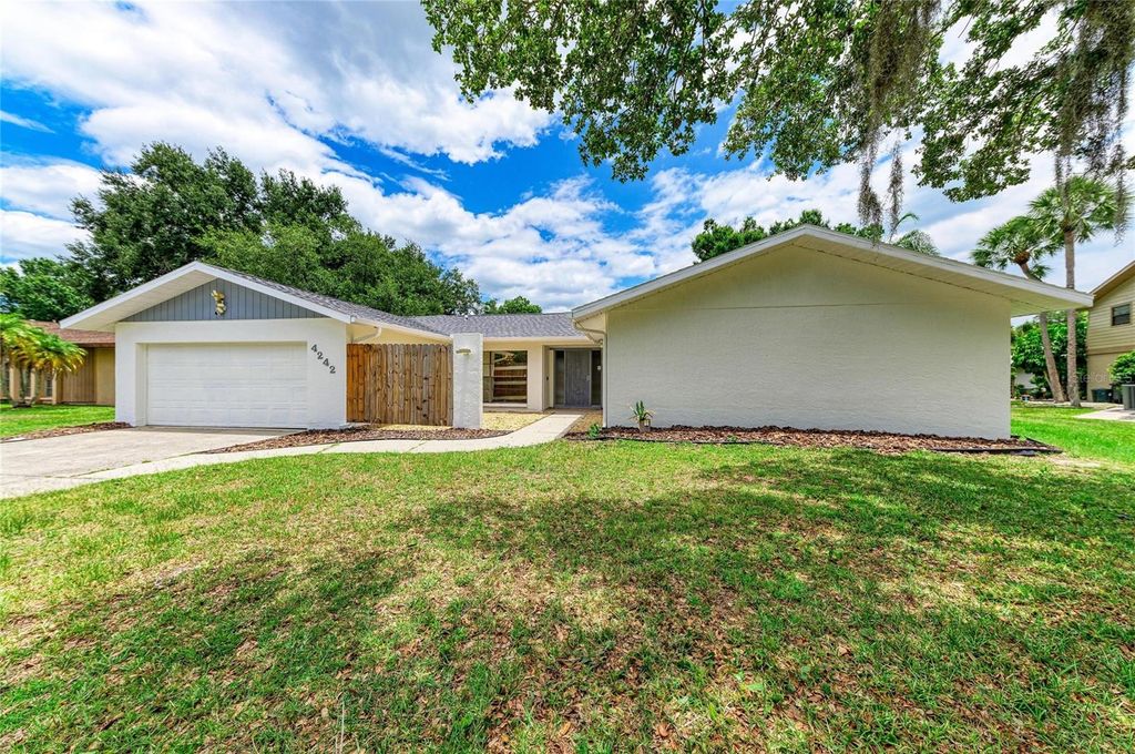 Photo of 4242 Dryden Circle, Sarasota, FL 34241 (MLS # A4696289)
