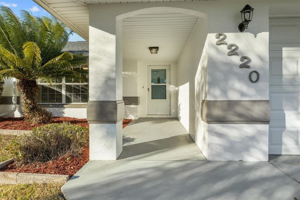 Photo of 2220 Jackson Heights Drive, Sebring, FL 33870 (MLS # S5142575)